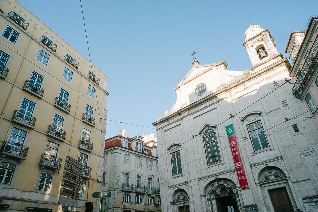 lisbon portugal travel guide