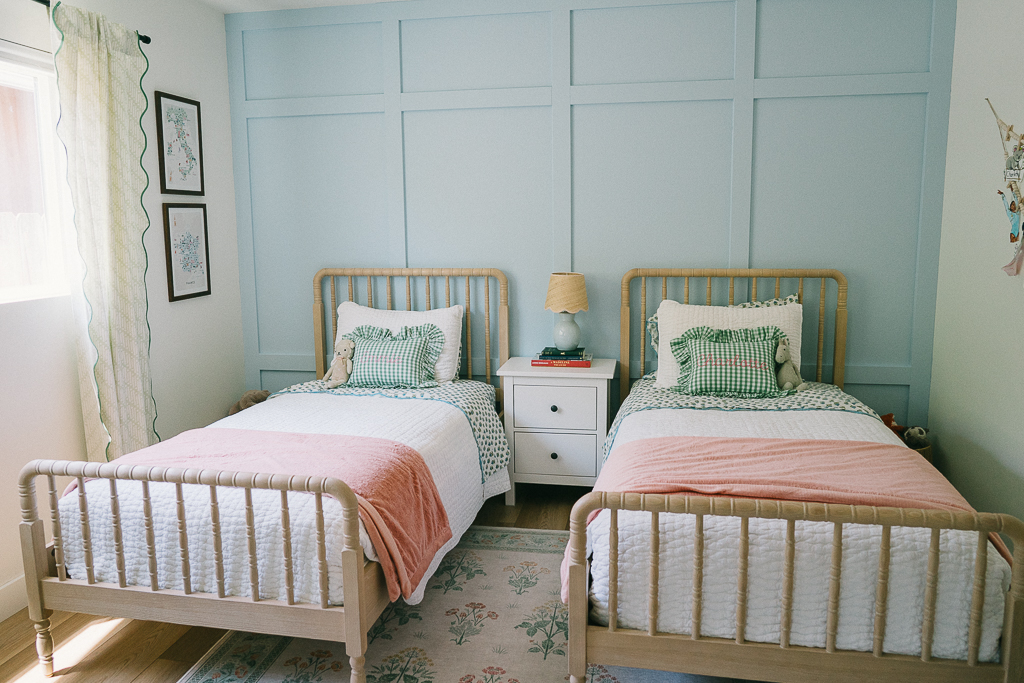 two twin beds girls room