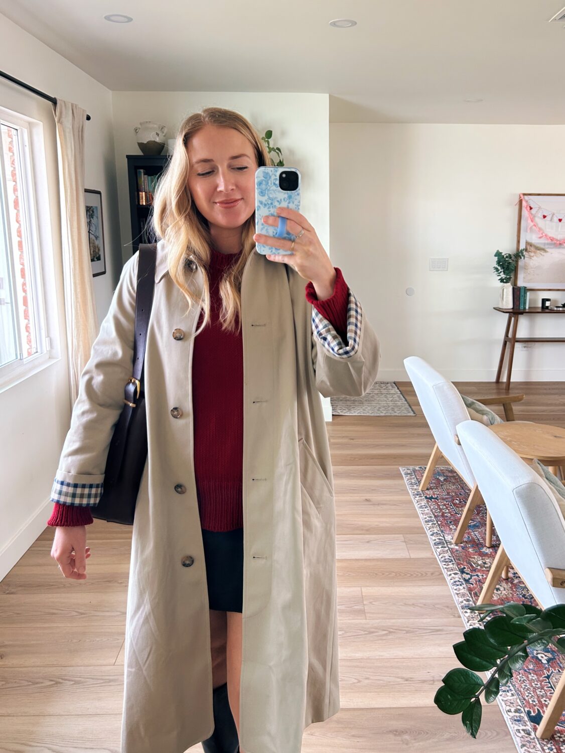 ruth nuss wearing the sézane clyde trench coat for her sézane review