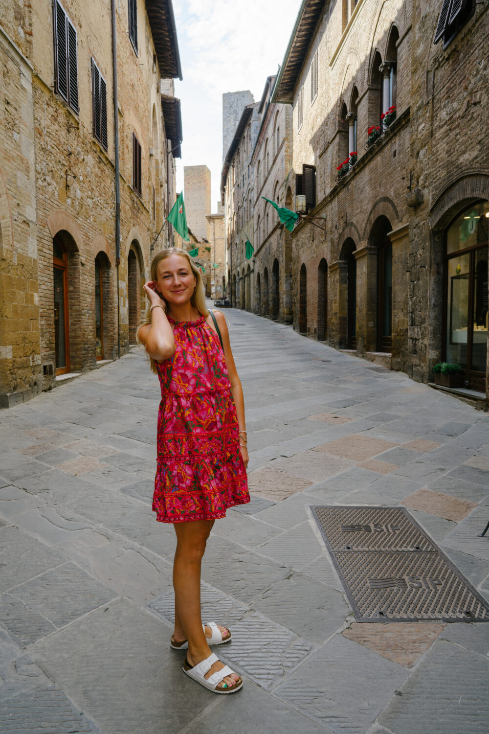 ruth nuss on the street in florence italy for her summer packing list for 2 weeks in europe