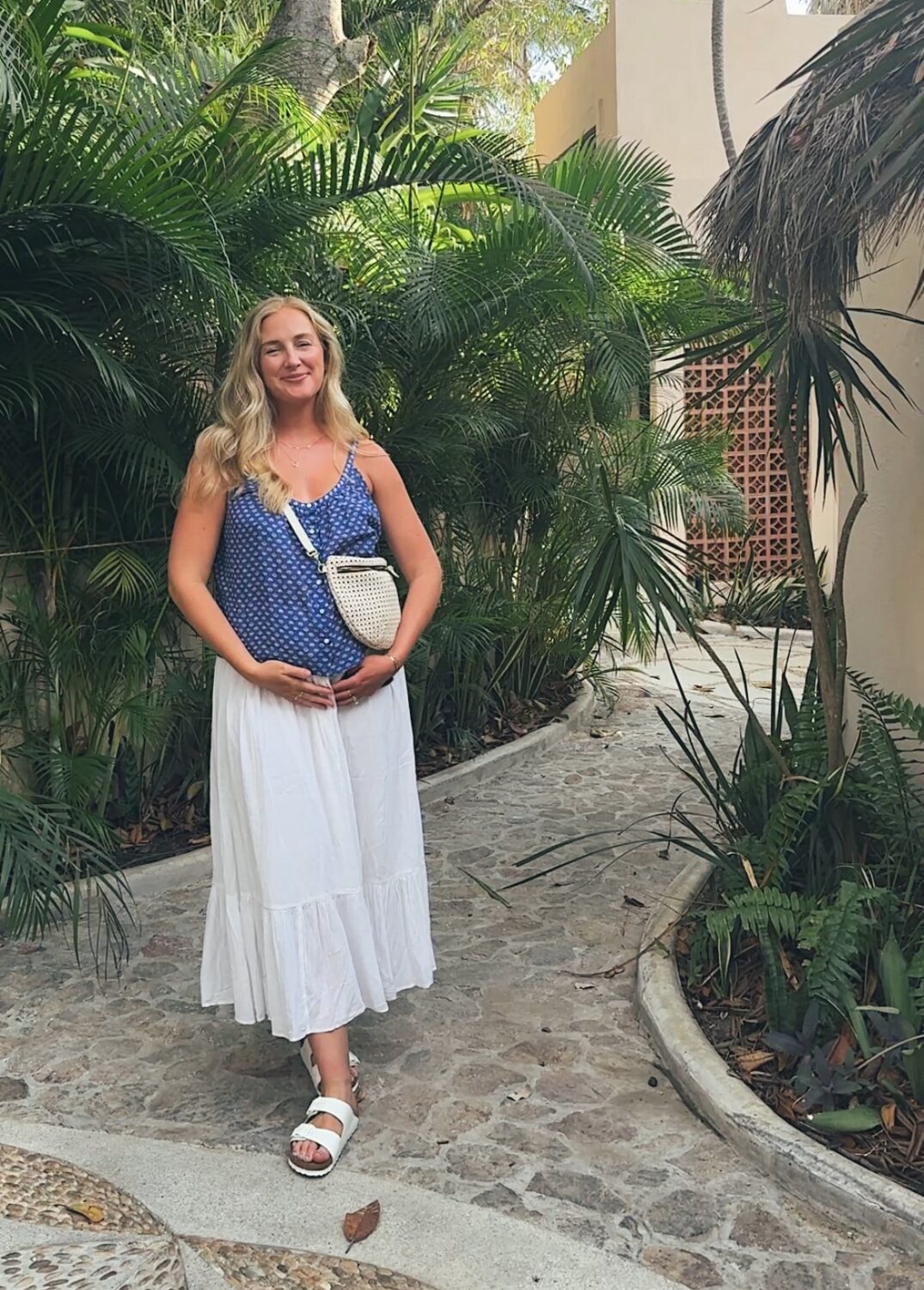 ruth nuss wearing the clare v grande fanny