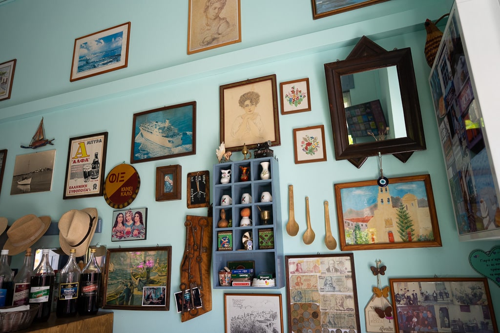 cafe in naxos greece